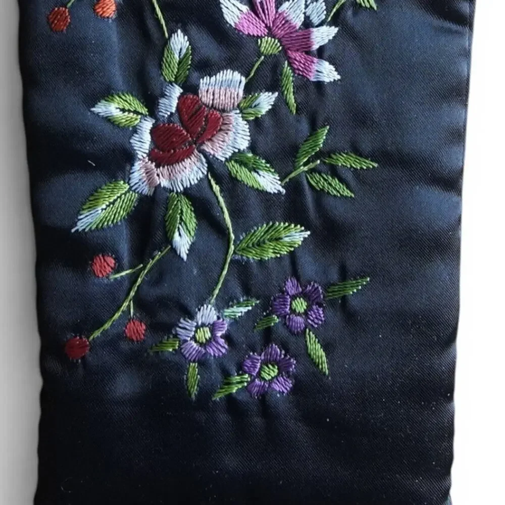 Vintage Black Silk Clutch Floral Embroidery Red Lining Gold Kiss Lock Bag
